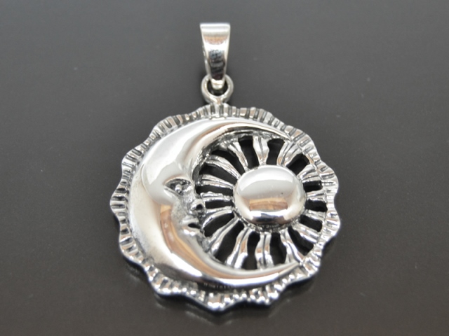 Anhänger Sonne, Mond