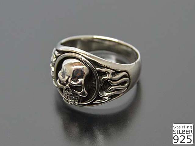 Ring "Totenkopf"