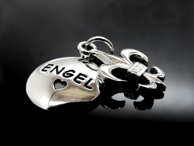 Anhänger "Engel" mit Lilie