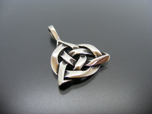 Großer Anhänger von Talisien