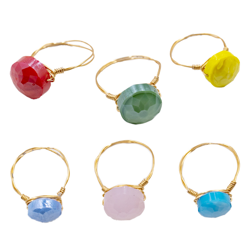 Ring mit Glaskristall