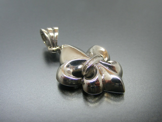 Anhänger französische Lilie