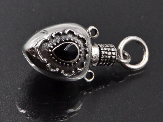 Anhänger Parfümflasche, Herzform