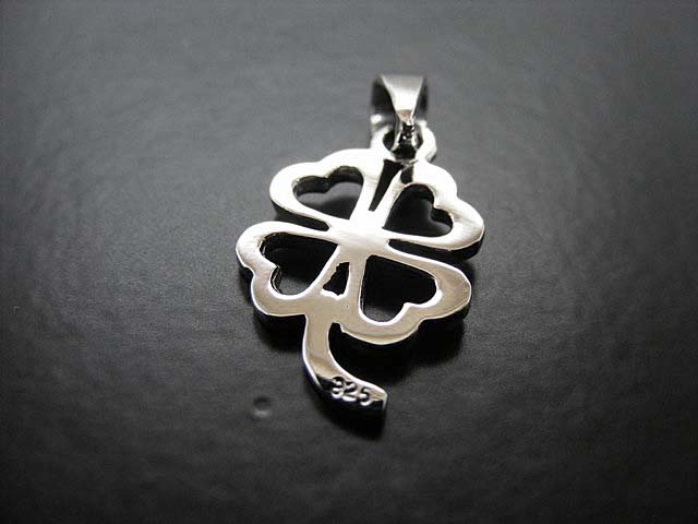 Anhänger "Kleeblatt"