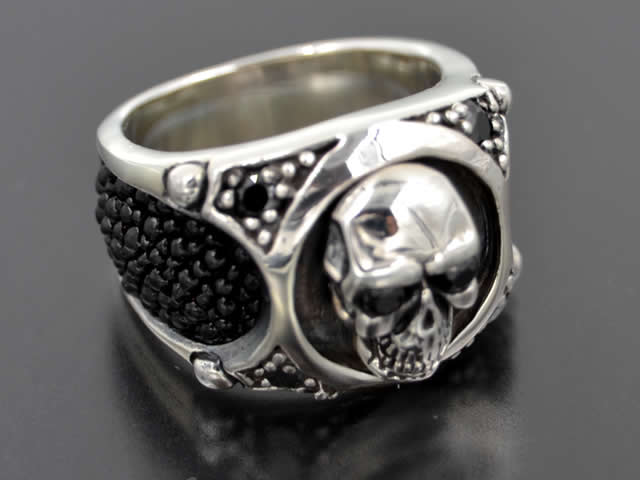 Ring "Totenkopf"