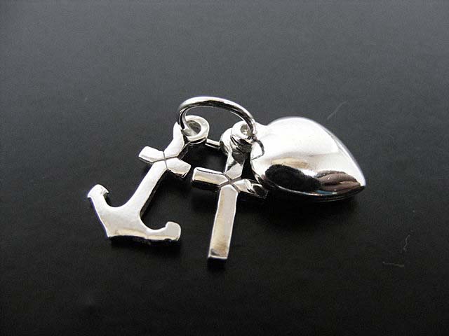 Anhänger Glaube, Hoffnung, Liebe (15 mm)