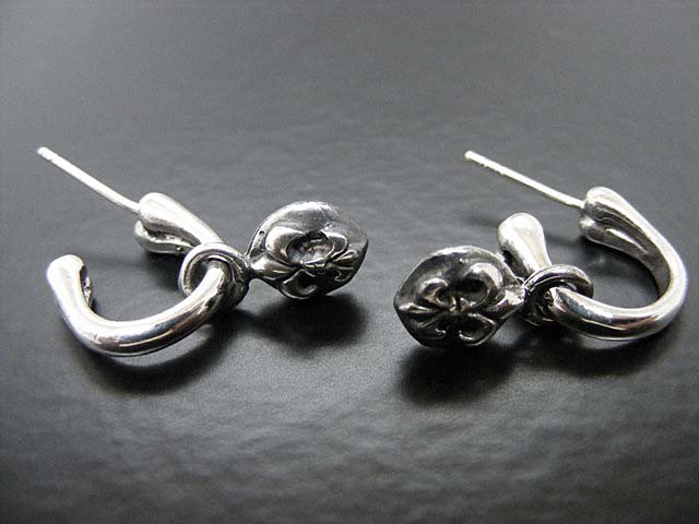 Ohrstecker "Franz. Lilie"