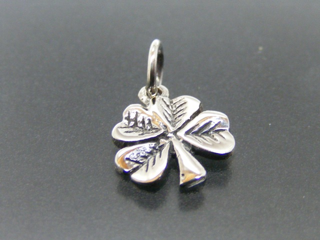 Anhänger "Kleeblatt"