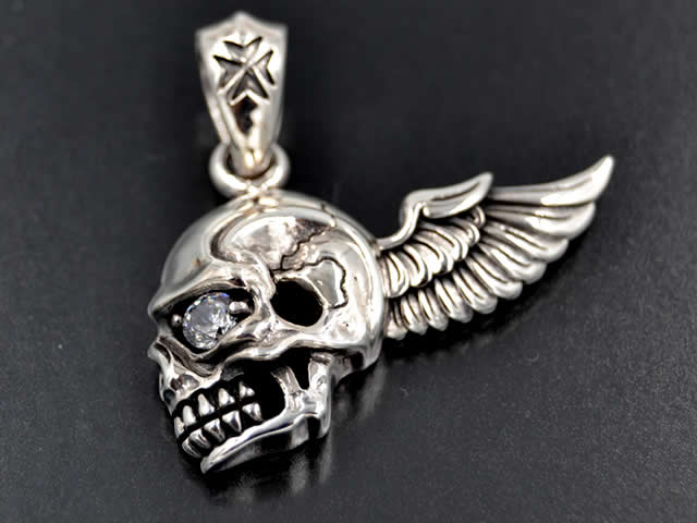 Anhänger Totenkopf mit Zirkonia