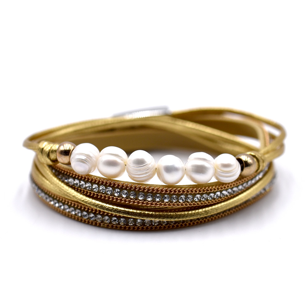 Lederarmband mit Süßwasserperlen (36.5 cm)