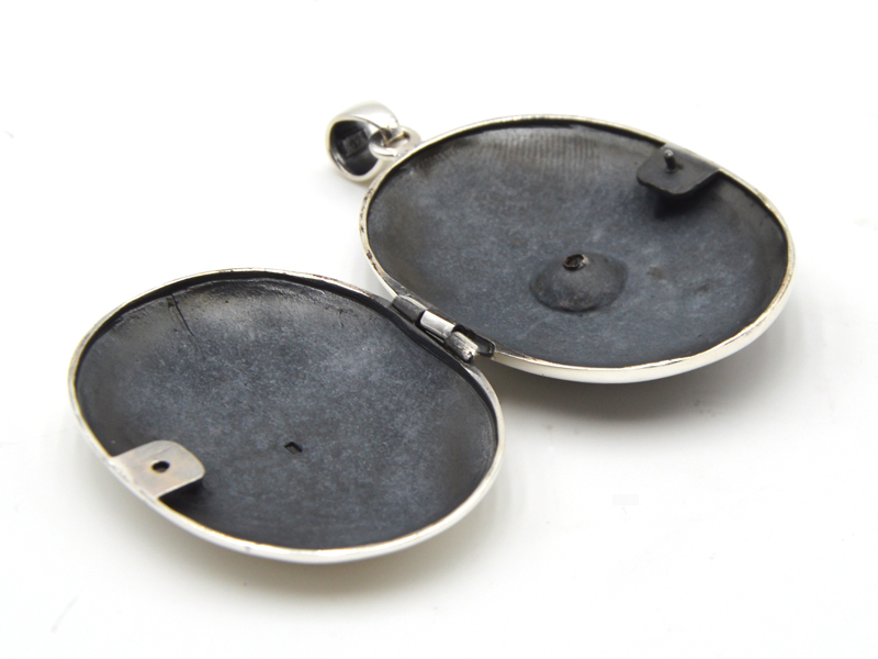 Anhänger Medaillon mit Black Onyx und Stern 