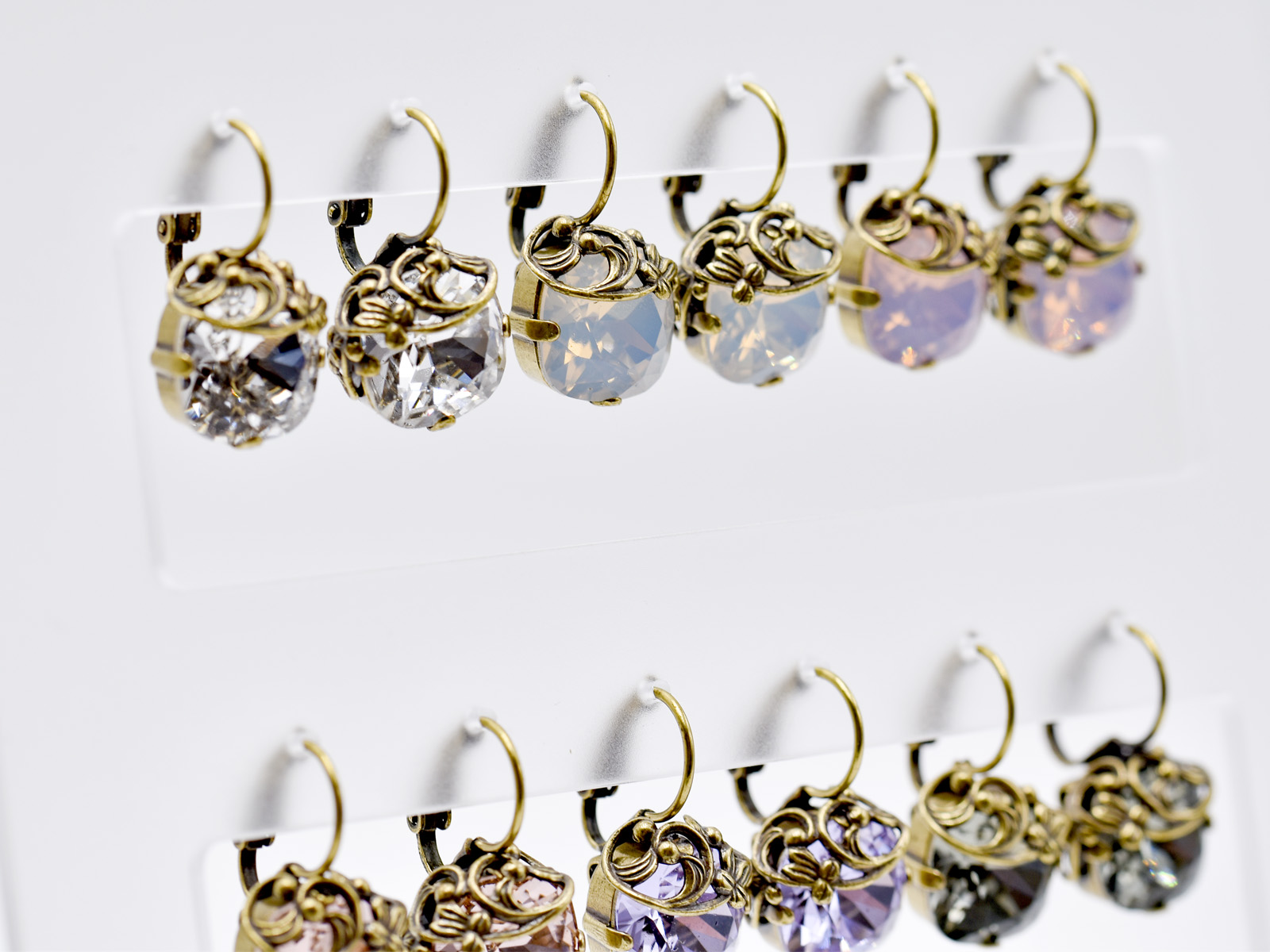 Display Ohrhänger Valentina mit Premium Crystal in 12 mm (12 Paar)